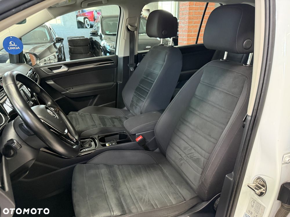 Volkswagen Touran 2.0 TDI SCR (BlueMotion Technology) DSG Highline - 17