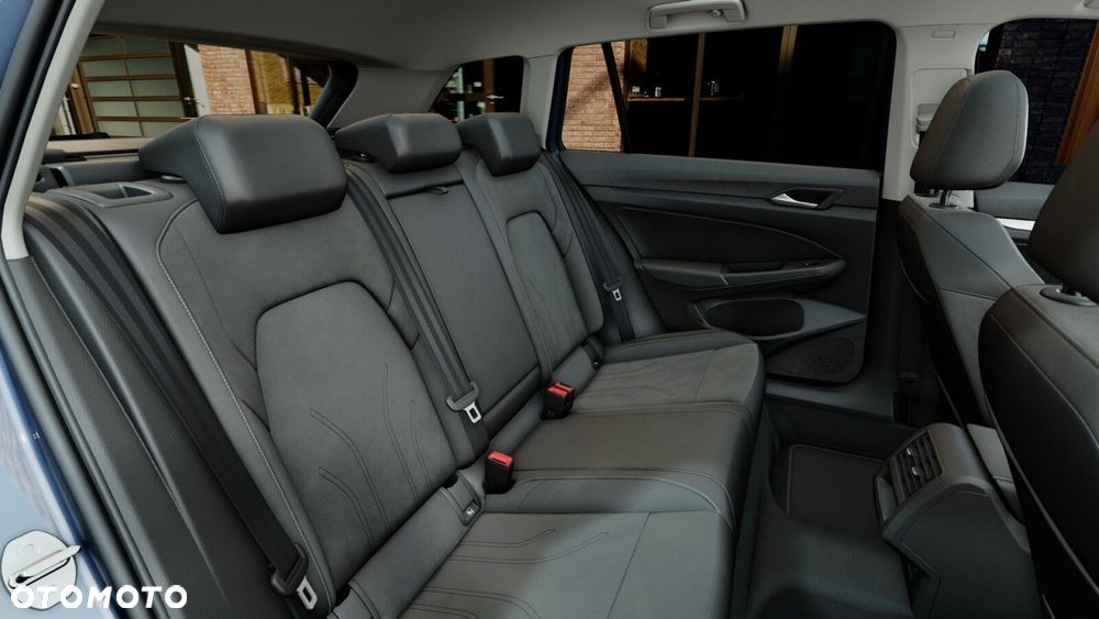 Volkswagen Golf Variant - 12