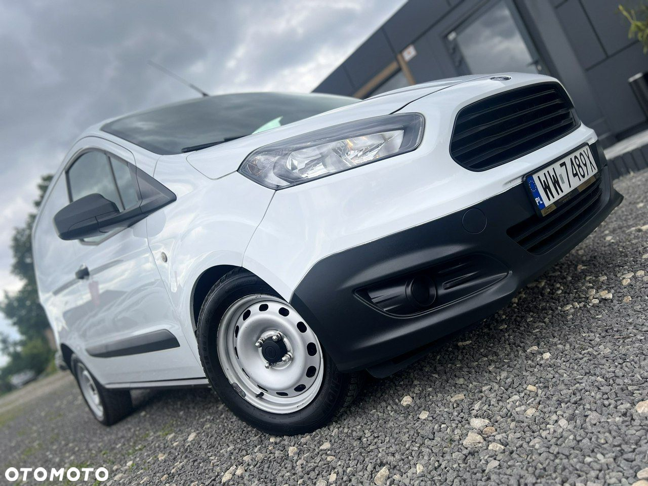 Ford Transit Courier 1.5 TDCi Ambiente - 2