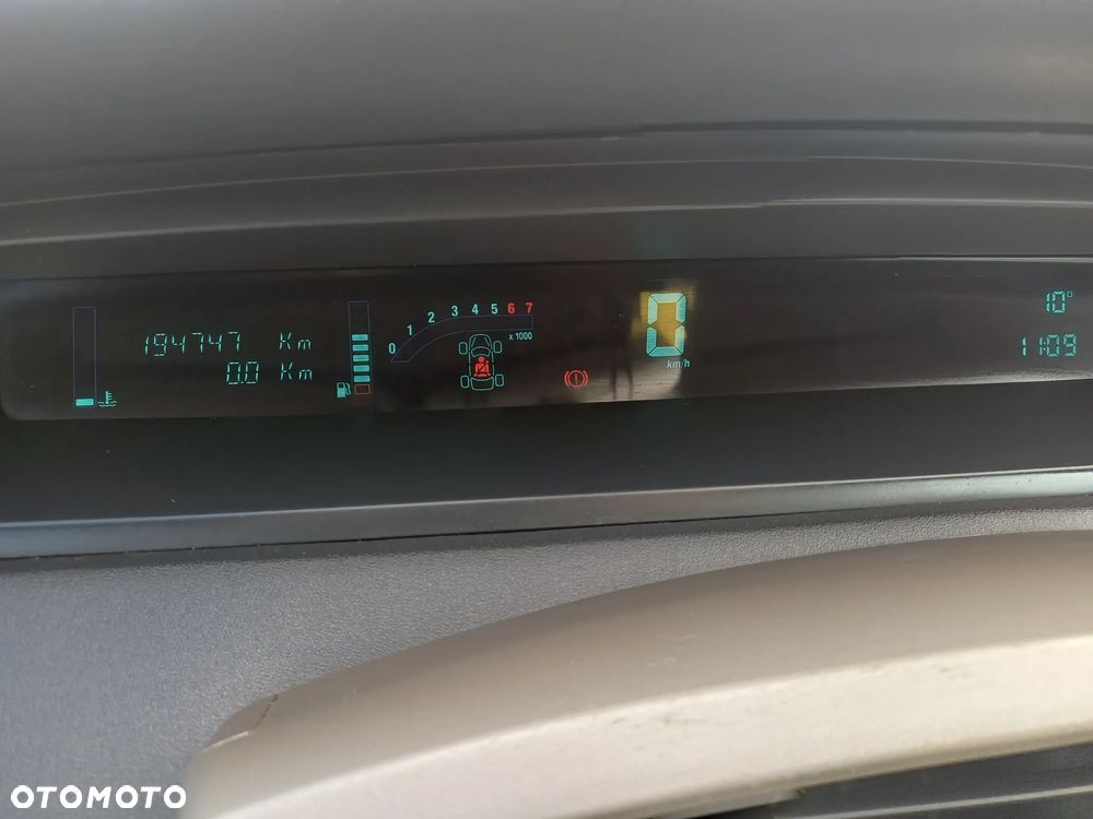 Renault Scenic 2.0 16V Expression - 14