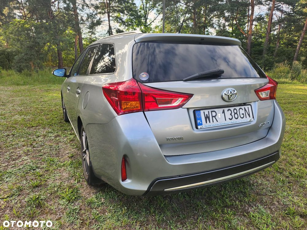 Toyota Auris 2.0 D-4D Premium - 5