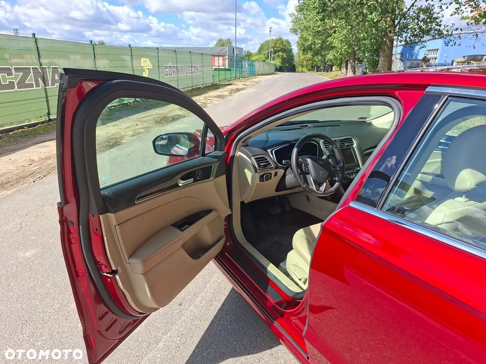 Ford Fusion - 5