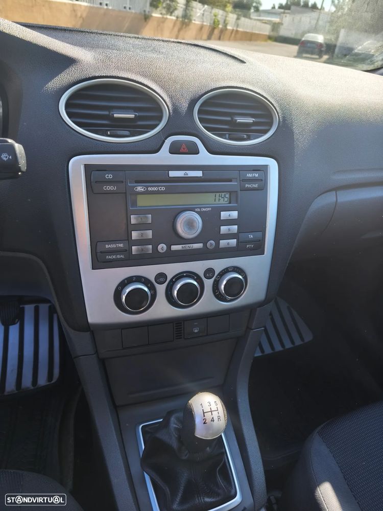 Ford Focus SW 1.6 TDCi Sport - 22