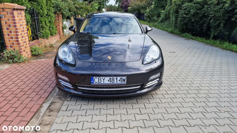 Porsche Panamera 4 - 3