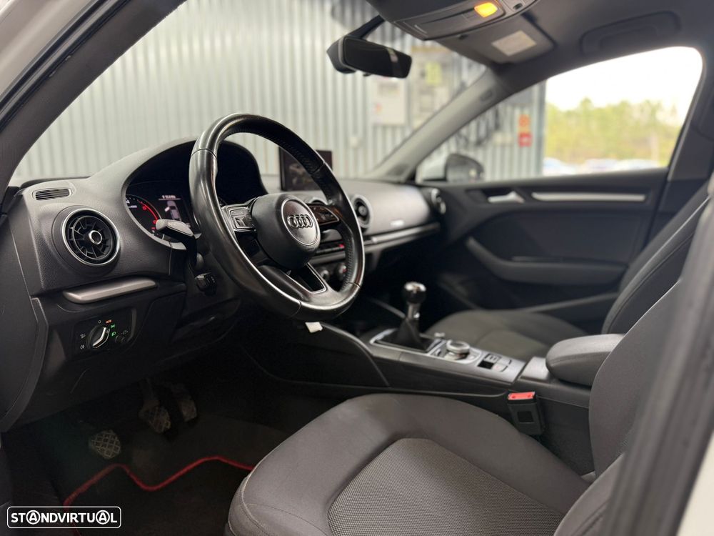Audi A3 Limousine 1.6 TDI Sport - 13