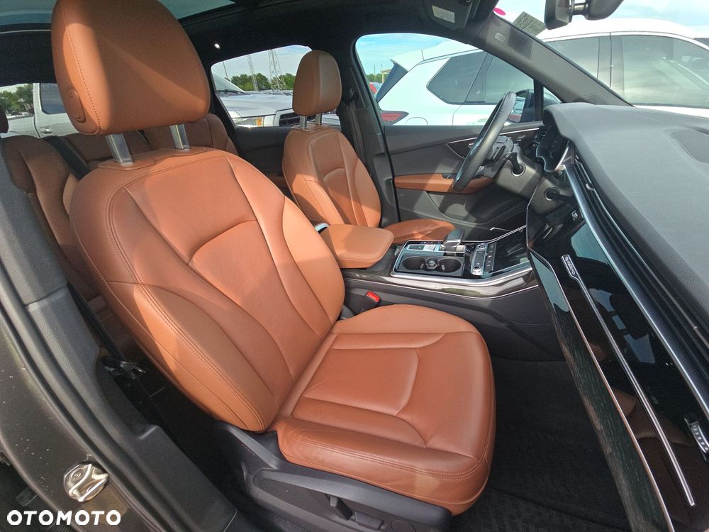 Audi Q7 - 14