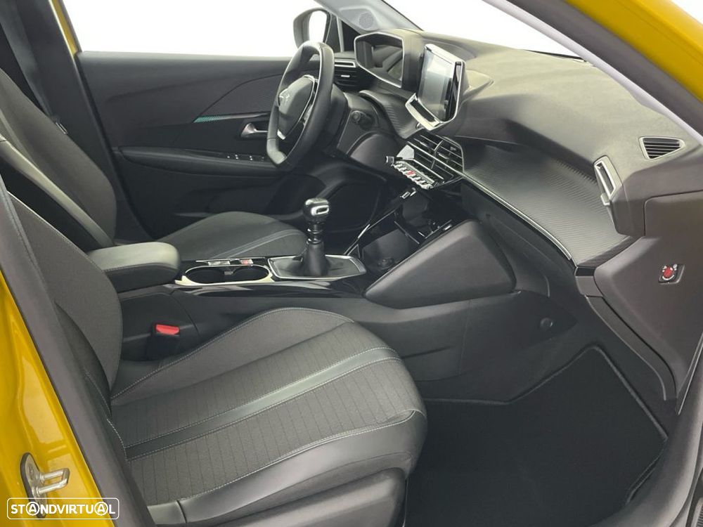 Peugeot 208 1.2 PureTech Allure - 21