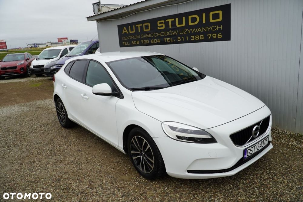 Volvo V40 T2 Geartronic Momentum - 38
