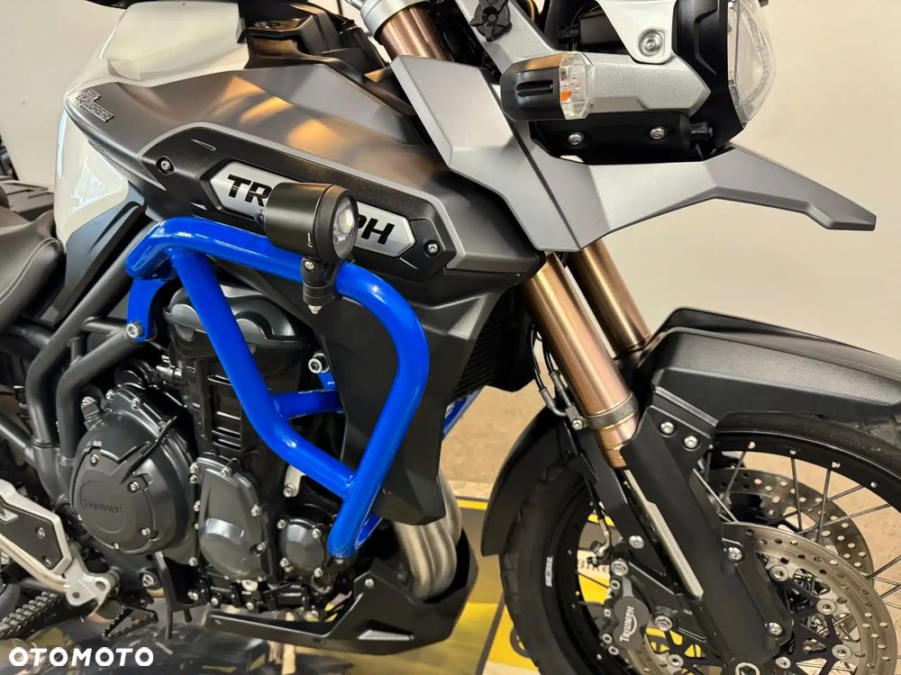 Triumph Tiger - 9