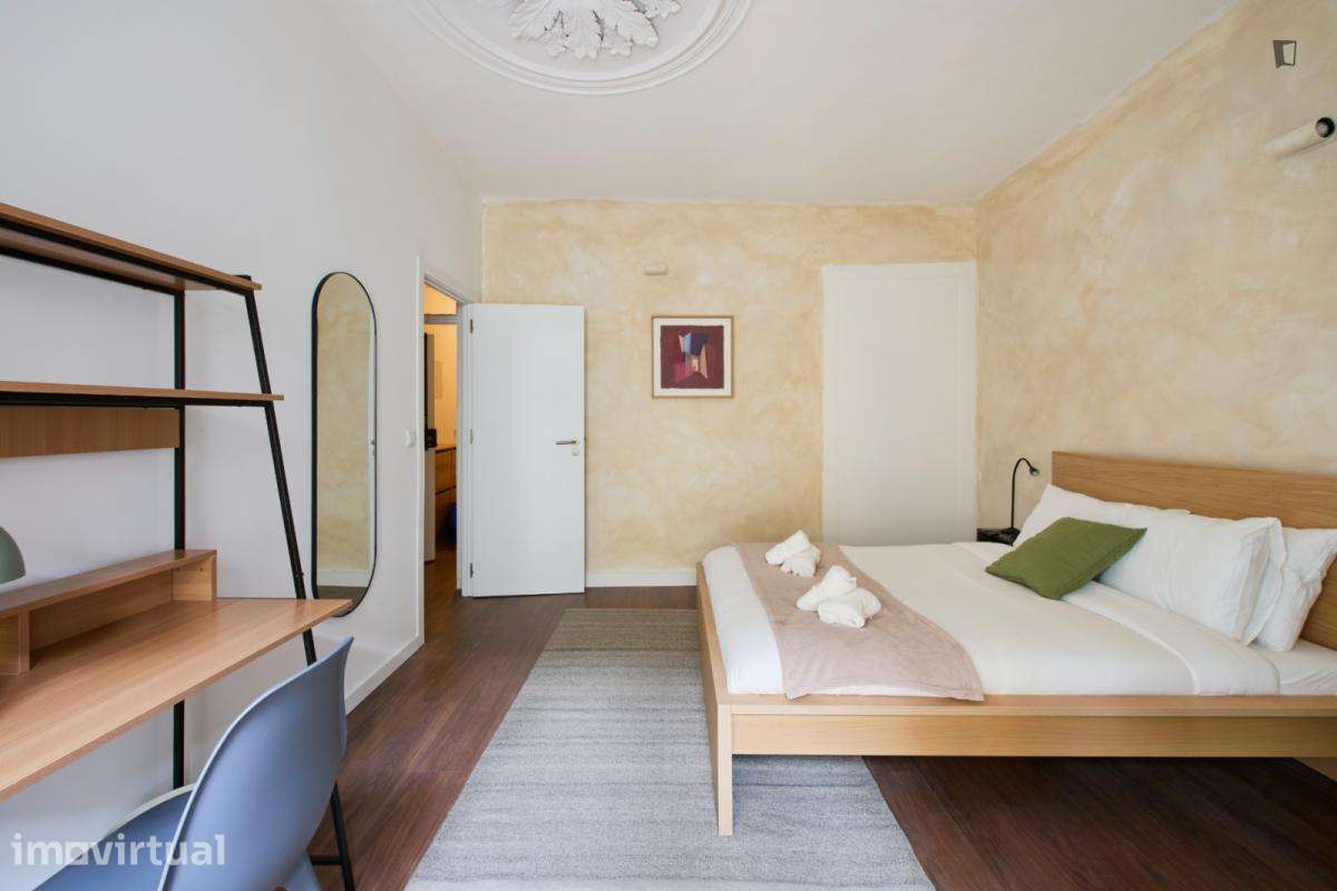 Quarto - localizado em São Bento Lisbon - Grande imagem: 5/37