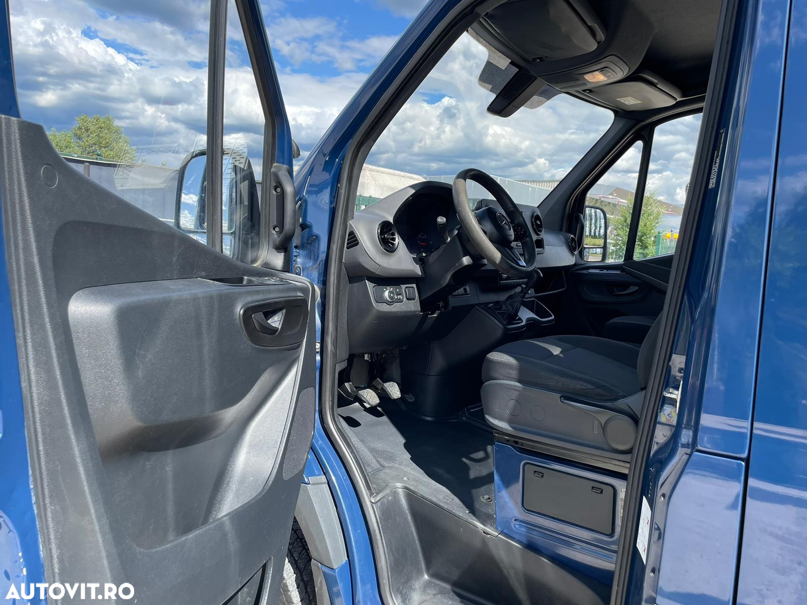 Mercedes-Benz Sprinter 4x4 DOKA - 18