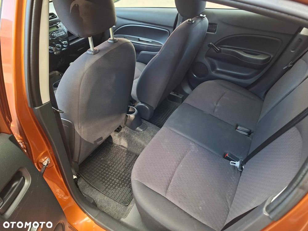 Mitsubishi Space Star - 20