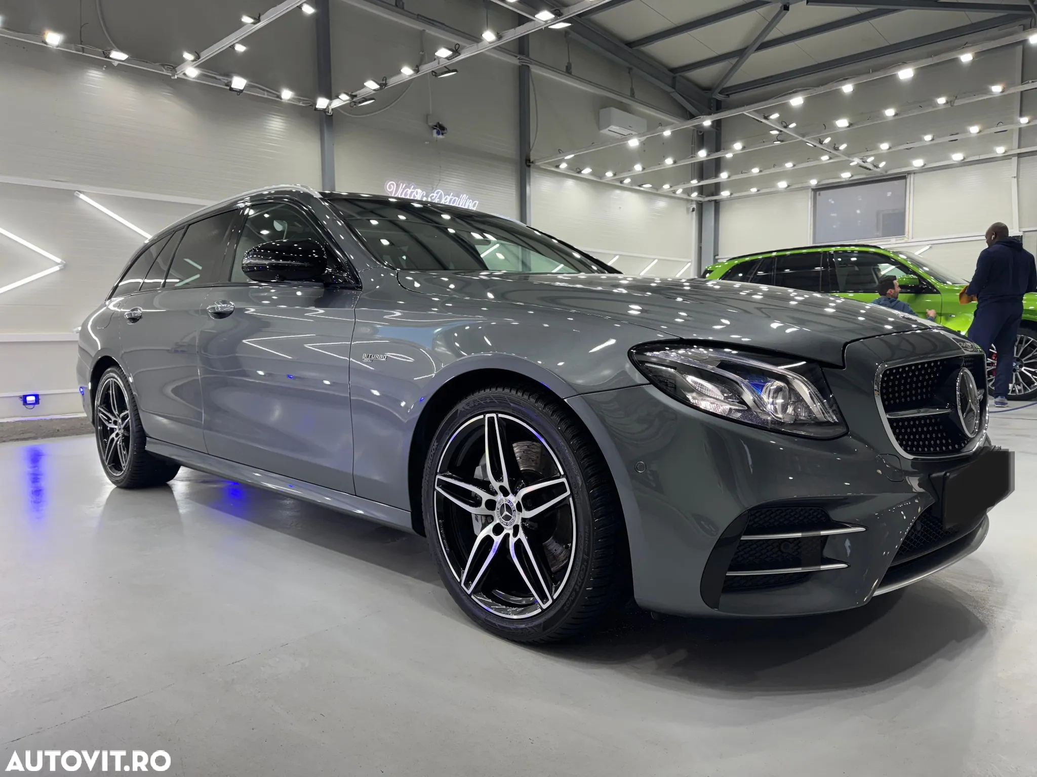 Mercedes-Benz E AMG 43 4Matic T 9G-TRONIC - 12