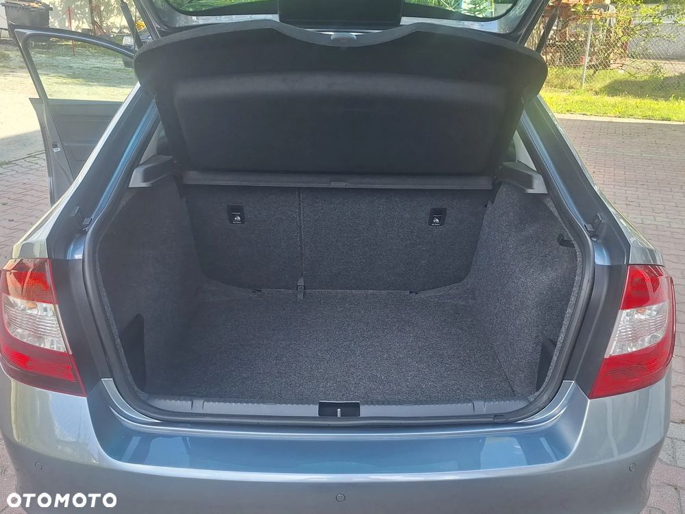 Skoda RAPID 1.6 TDI Active - 9