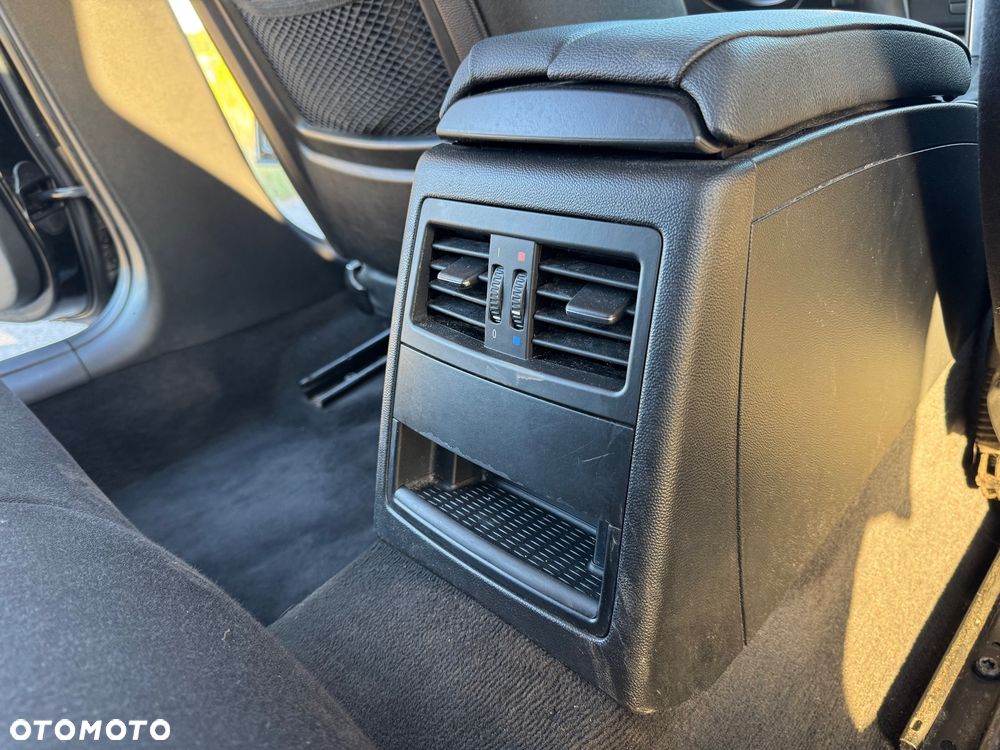 BMW Seria 3 - 16