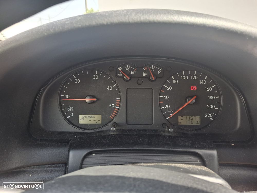VW Passat Variant 1.9 TDi Confortl Top - 7