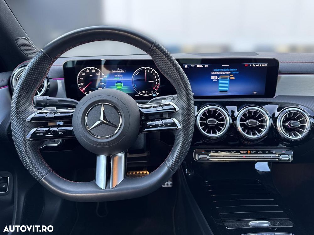 Mercedes-Benz CLA 250 e Coupe - 21