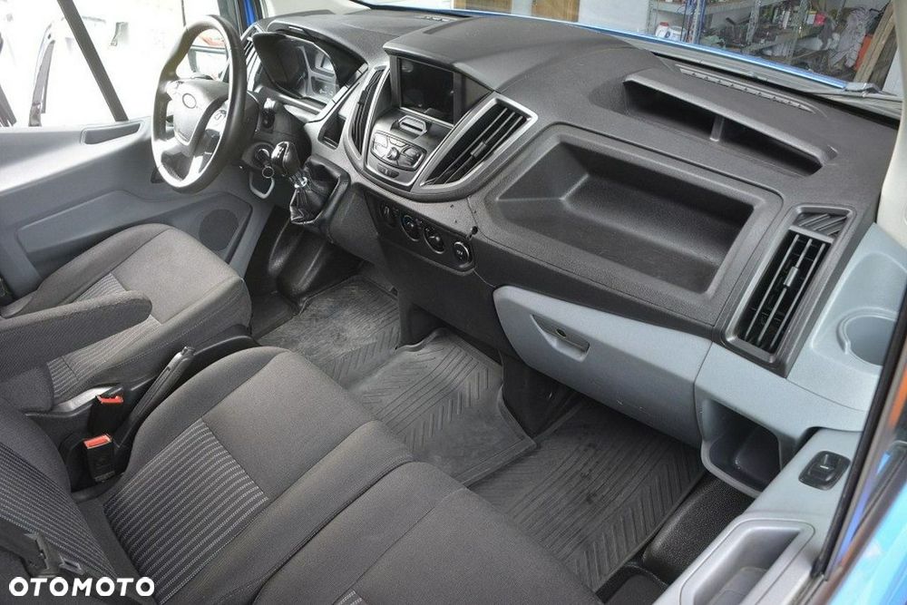 Ford Transit - 18