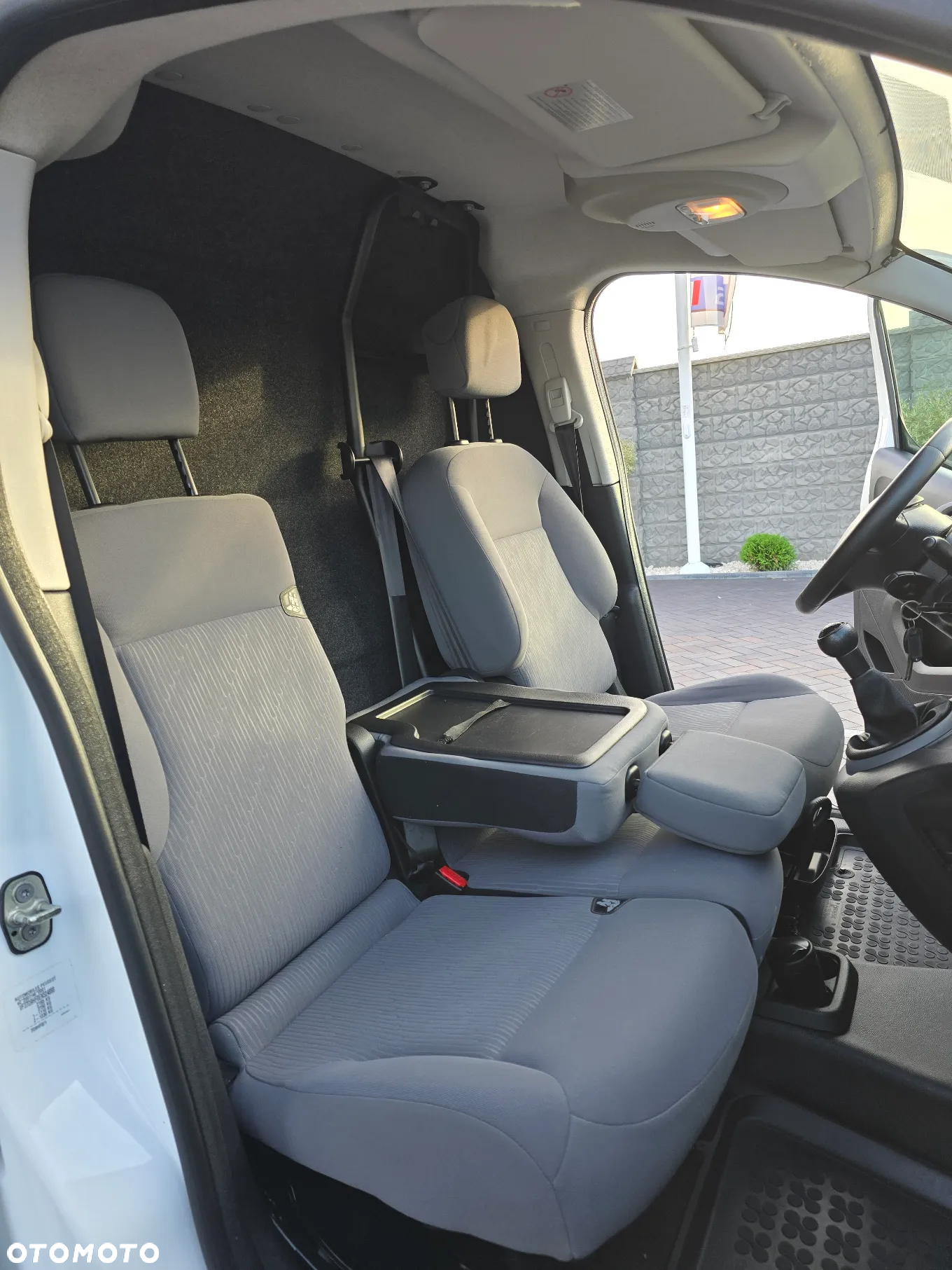 Peugeot PARTNER L1 1.6 HDI 90KM KLIMA LEKTRYKA SALON PL - 40