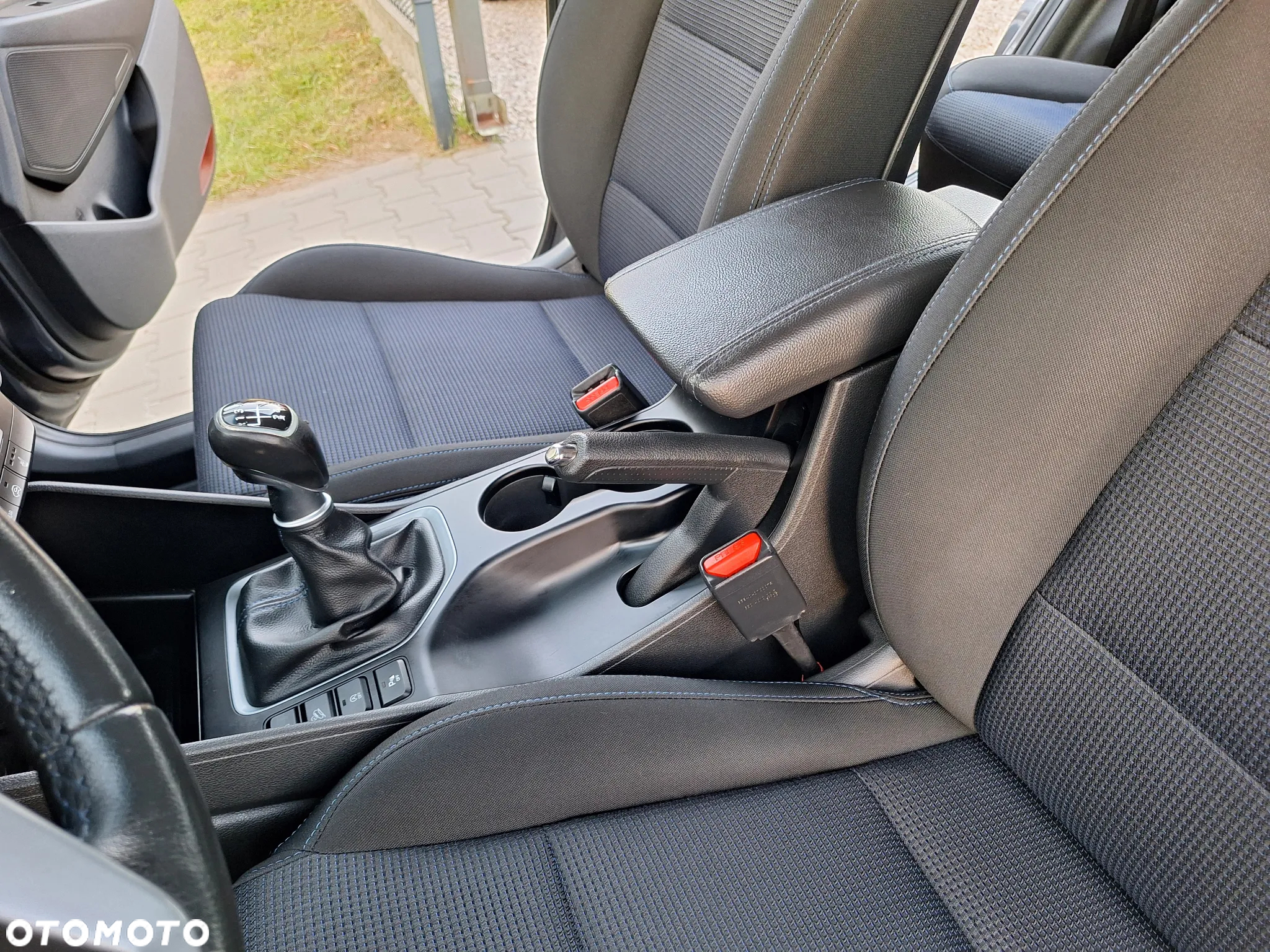 Hyundai Tucson 1.6 GDI BlueDrive Comfort 2WD - 17