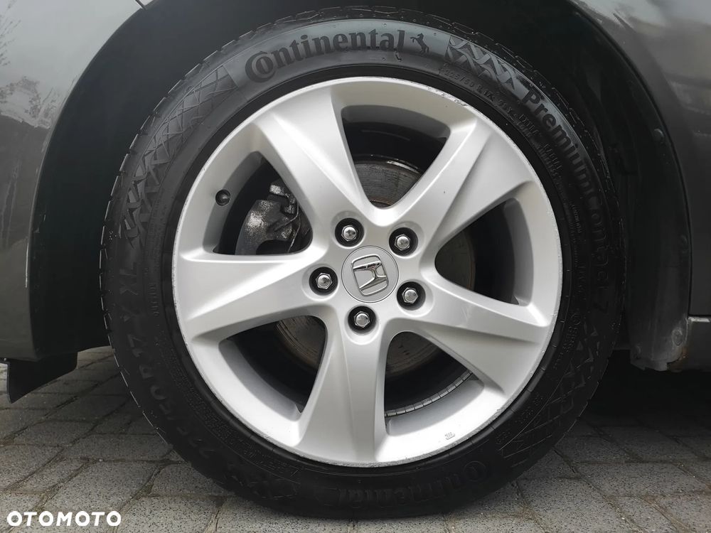 Honda Accord 2.0 Elegance - 29