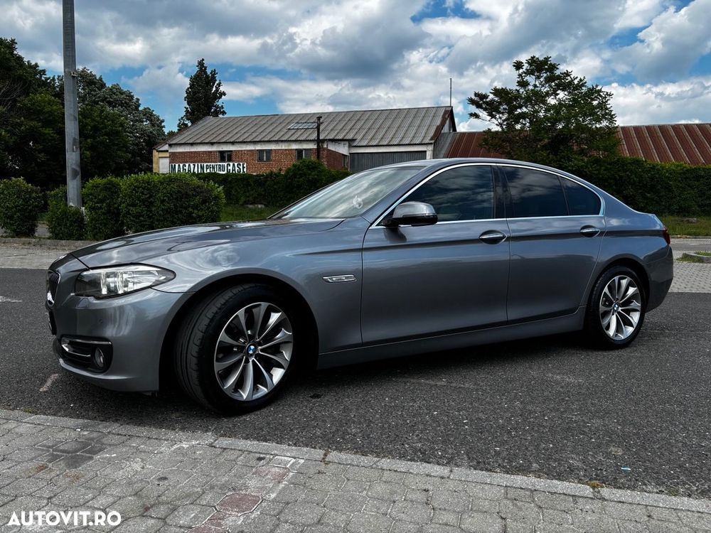 BMW Seria 5 525d xDrive AT - 5