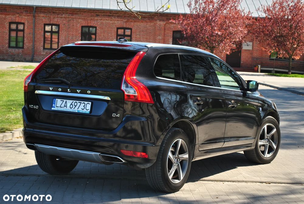 Volvo XC 60 D4 Drive-E Ocean Race - 8