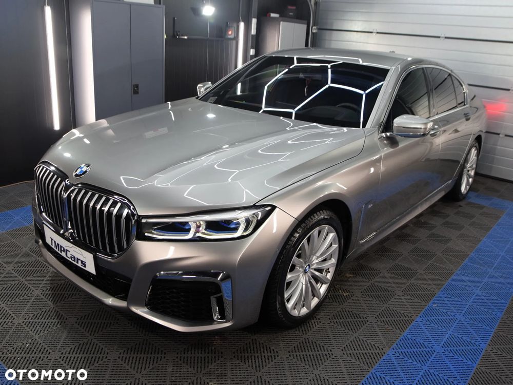 BMW Seria 7 730d xDrive sport - 30