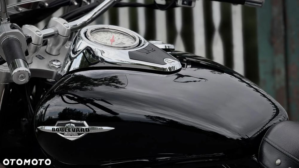 Suzuki Boulevard - 13