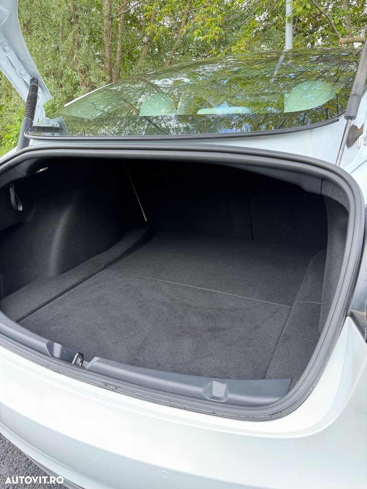Tesla Model 3 Standard - 20