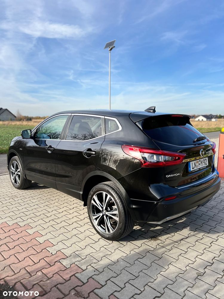 Nissan Qashqai 1.6 DIG-T TEKNA+ - 4