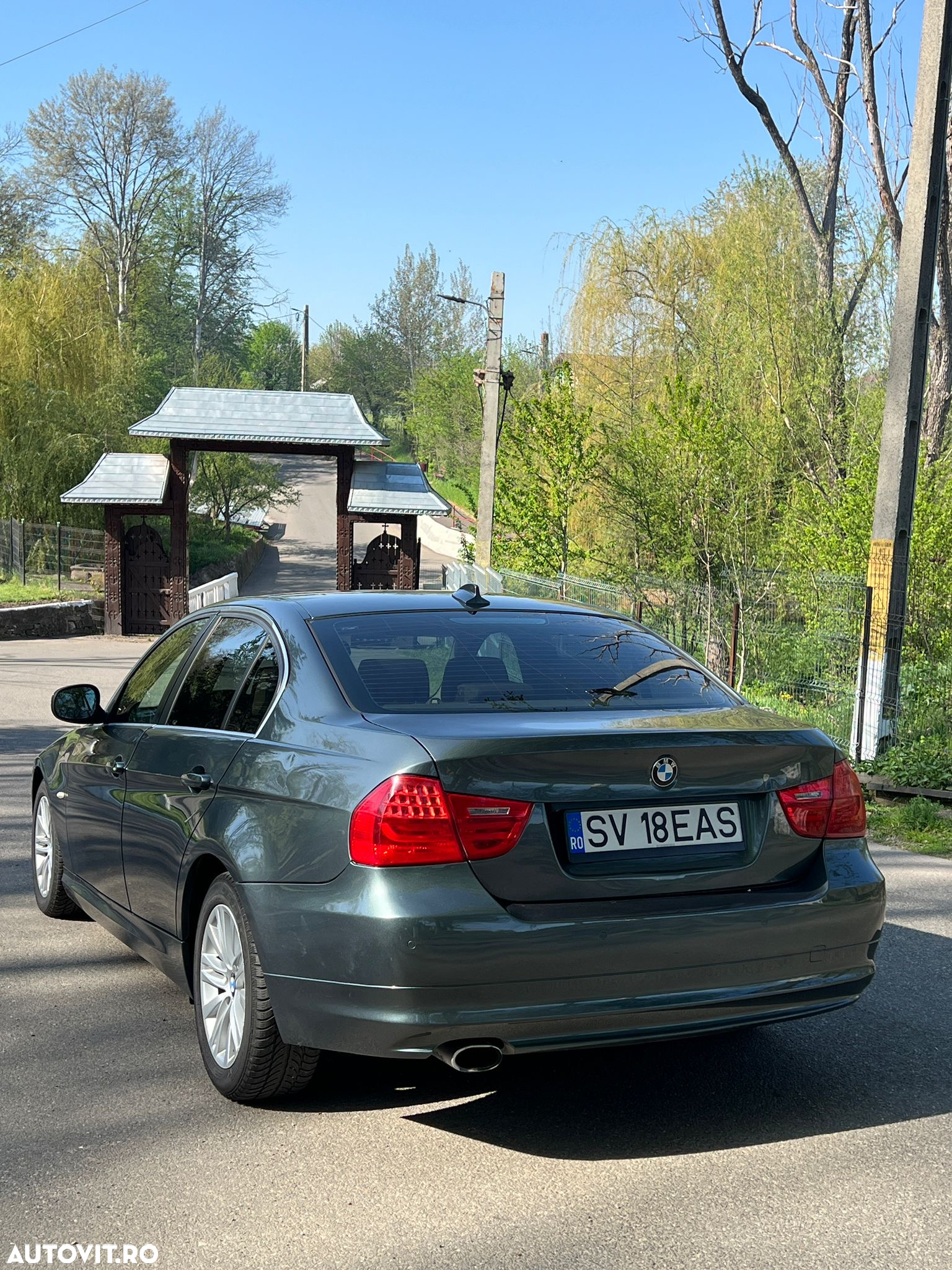 BMW Seria 3 318d - 3