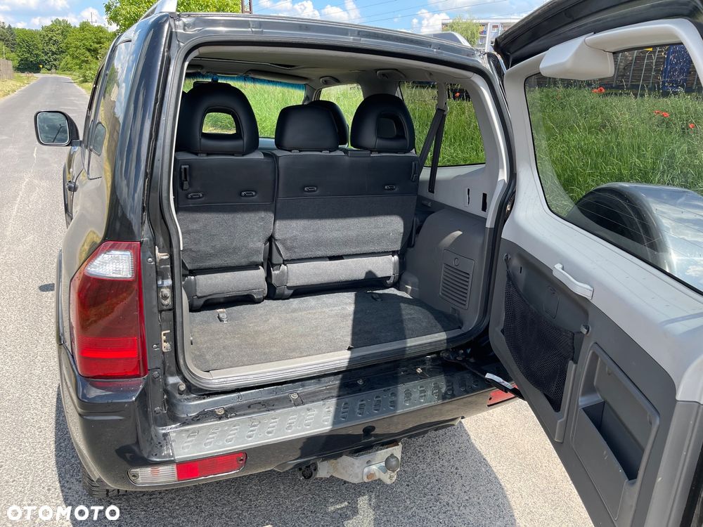 Mitsubishi Pajero 3.2 DID Navi - 11