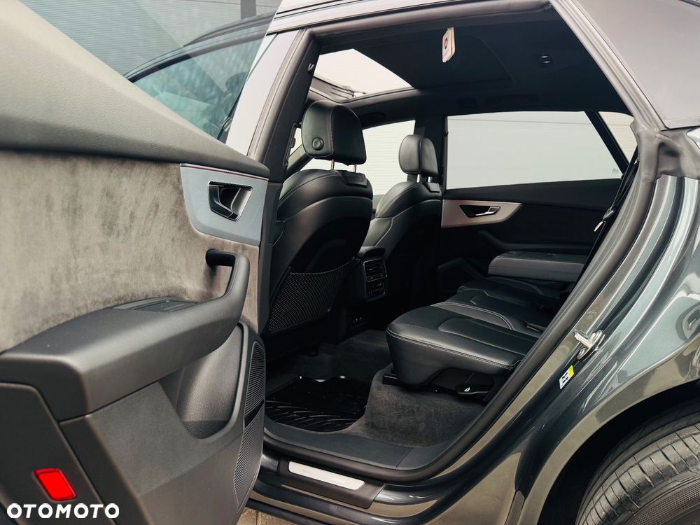 Audi Q8 SUV TDI quattro 210 kW tiptronic - 31