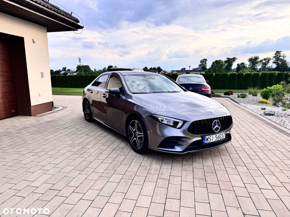 Mercedes-Benz Klasa A 220 7G-DCT AMG Line - 2