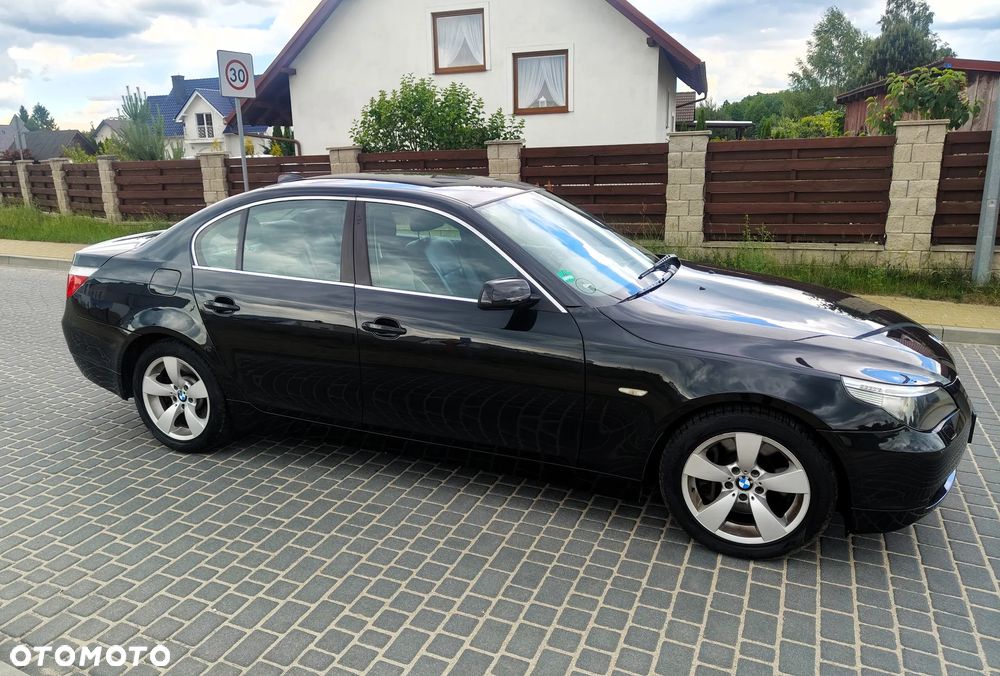 BMW Seria 5 540i Edition Exclusive - 12