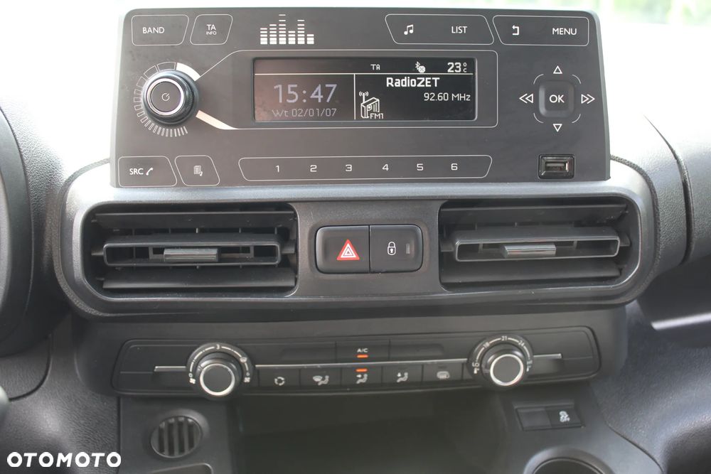 Citroën BERLINGO 1.6 HDI 3-OSOBOWY - 15