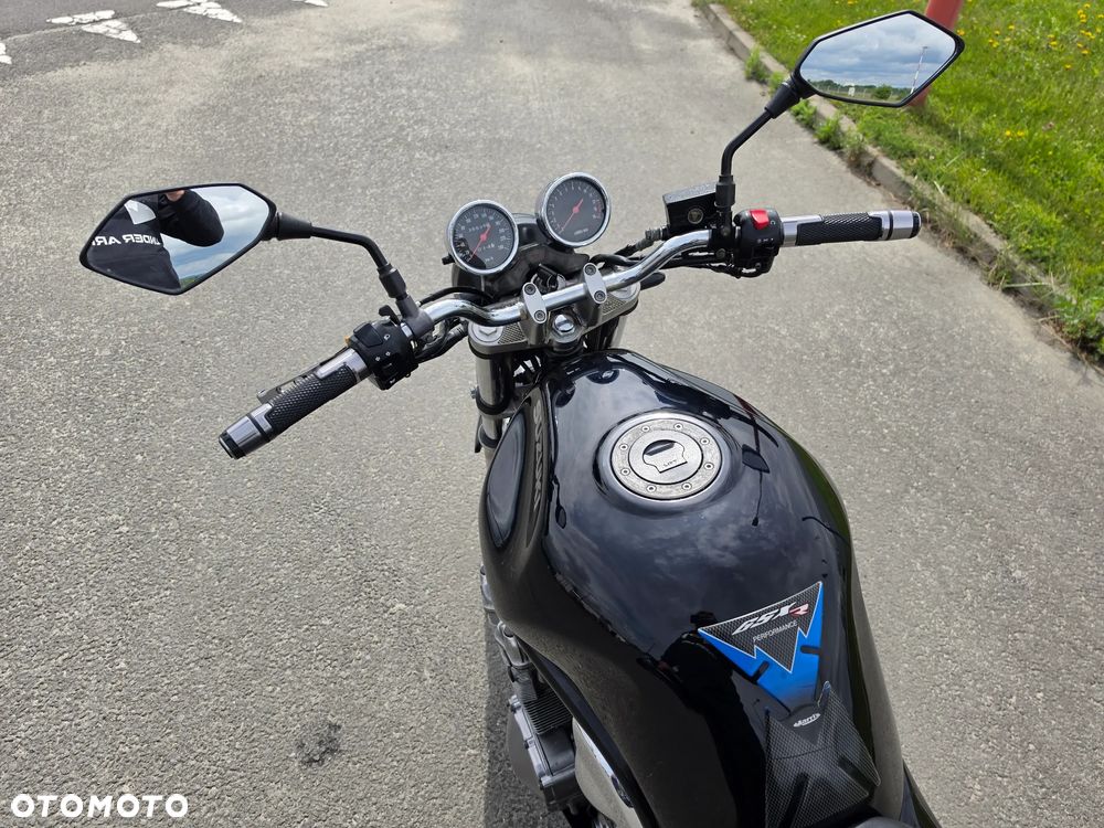Suzuki Bandit - 12