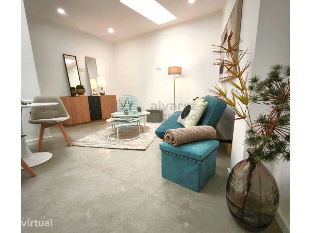 Apartamento T3, em remodelação total, Benfica - Grande imagem: 2/20