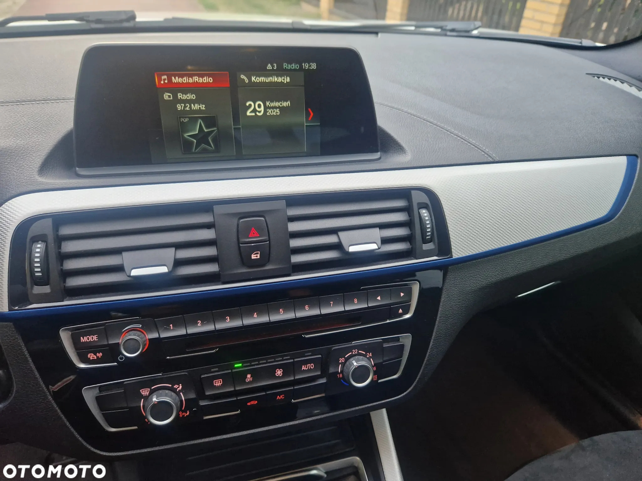BMW Seria 1 116d M Sport Shadow - 12