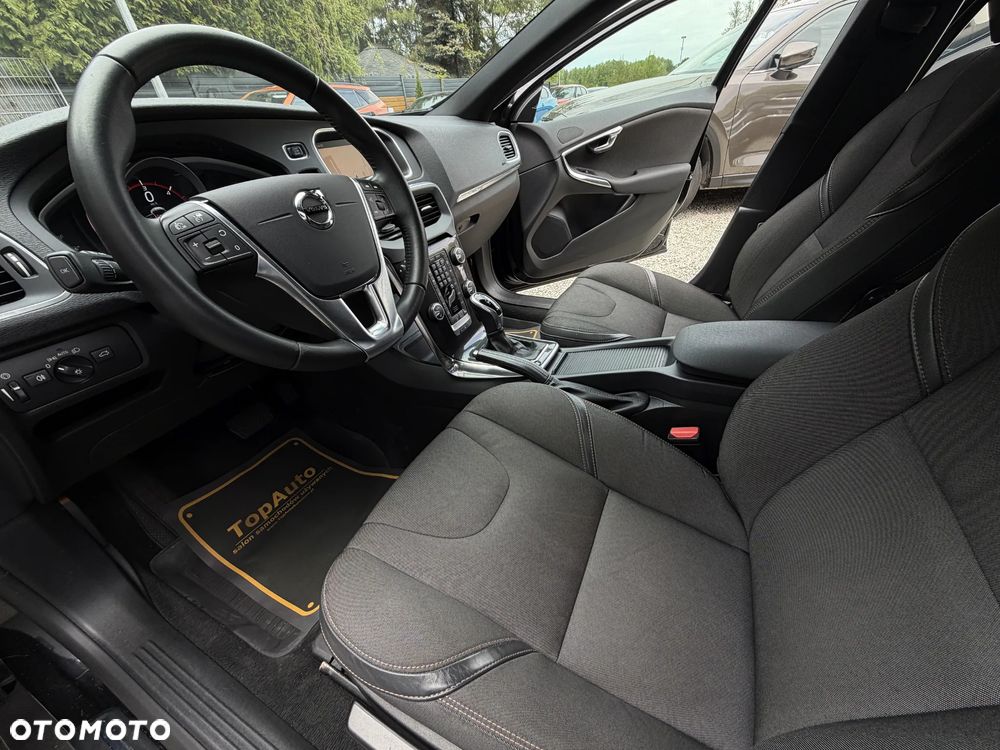 Volvo V40 Cross Country D3 Geartronic Plus - 19