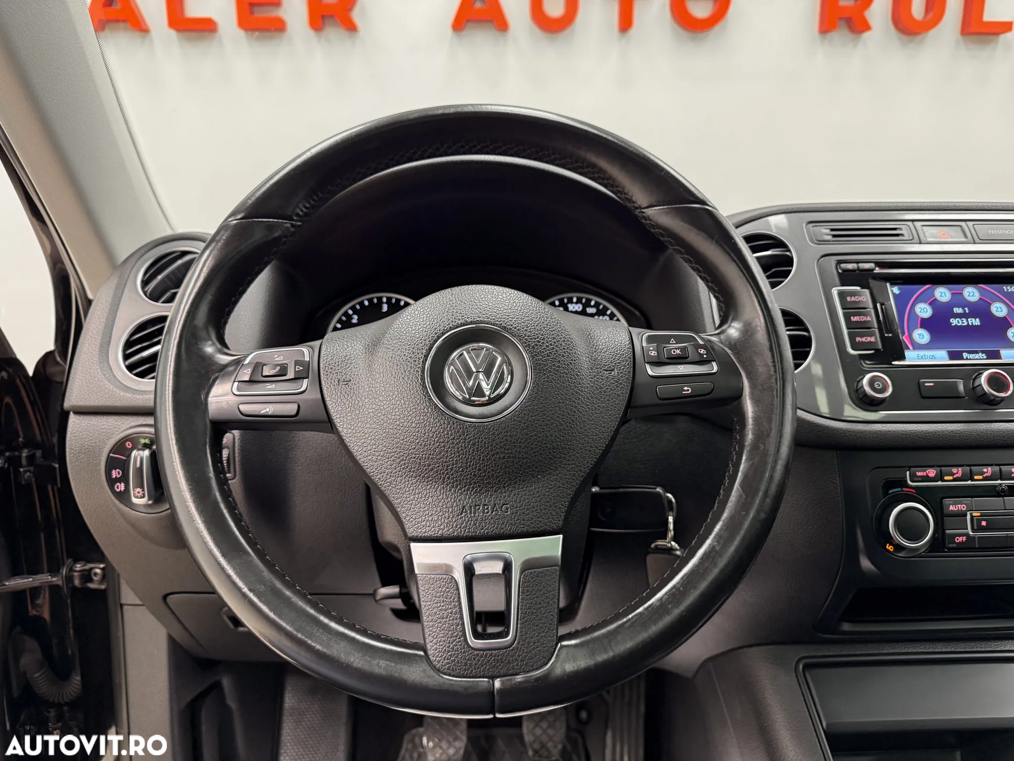 Volkswagen Tiguan 2.0 TDI BMT Trend & Fun - 23