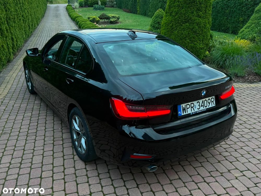 BMW Seria 3 318d Sport Line Shadow - 8