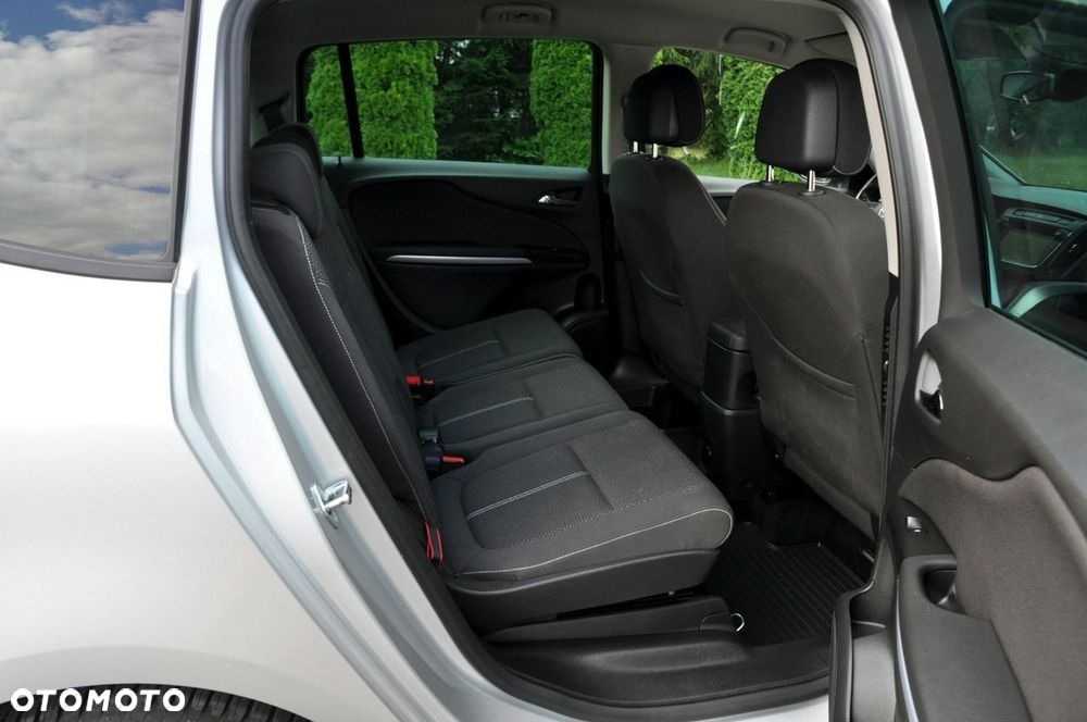 Opel Zafira - 19