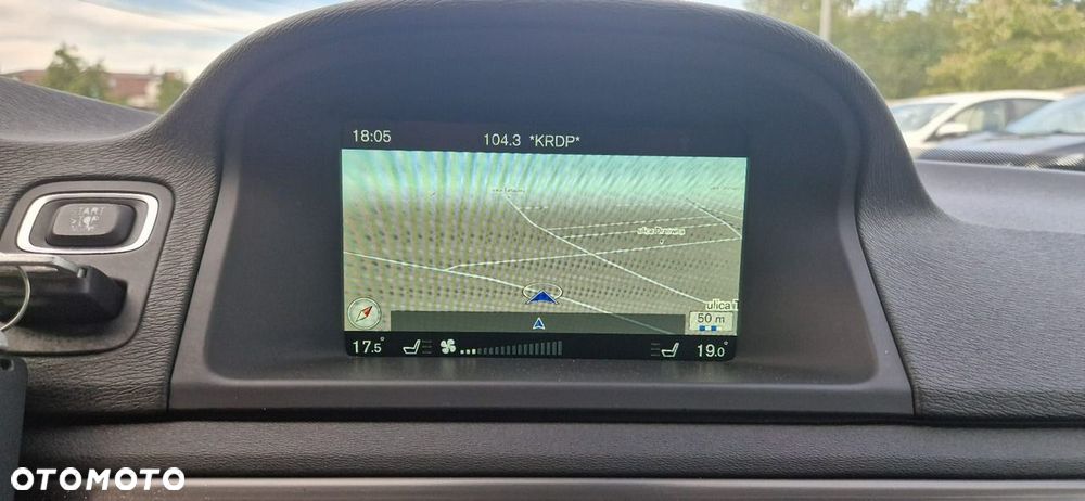 Volvo V70 D2 Drive-E Momentum - 35