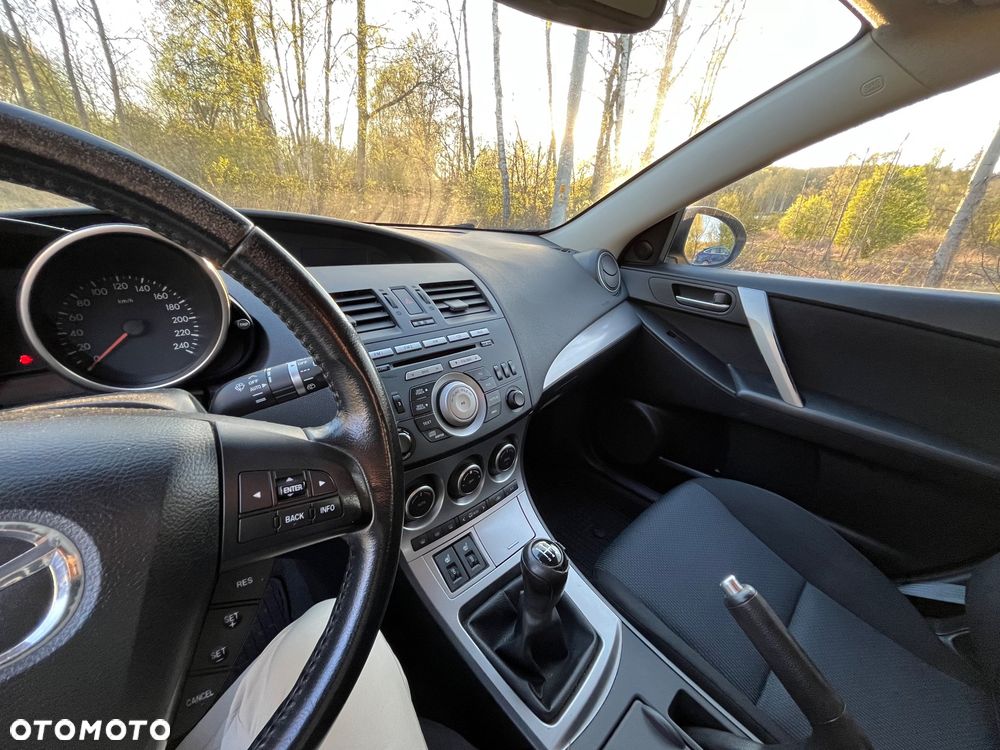 Mazda 3 1.6 CD Exclusive + - 14
