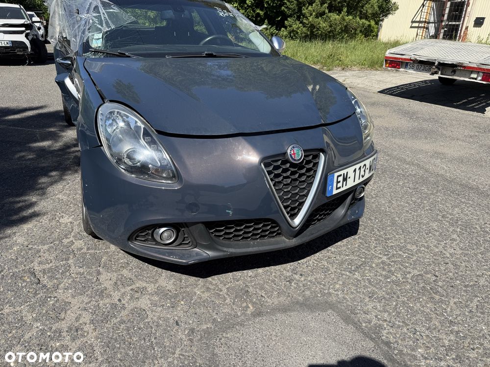Alfa Romeo Giulietta - 2