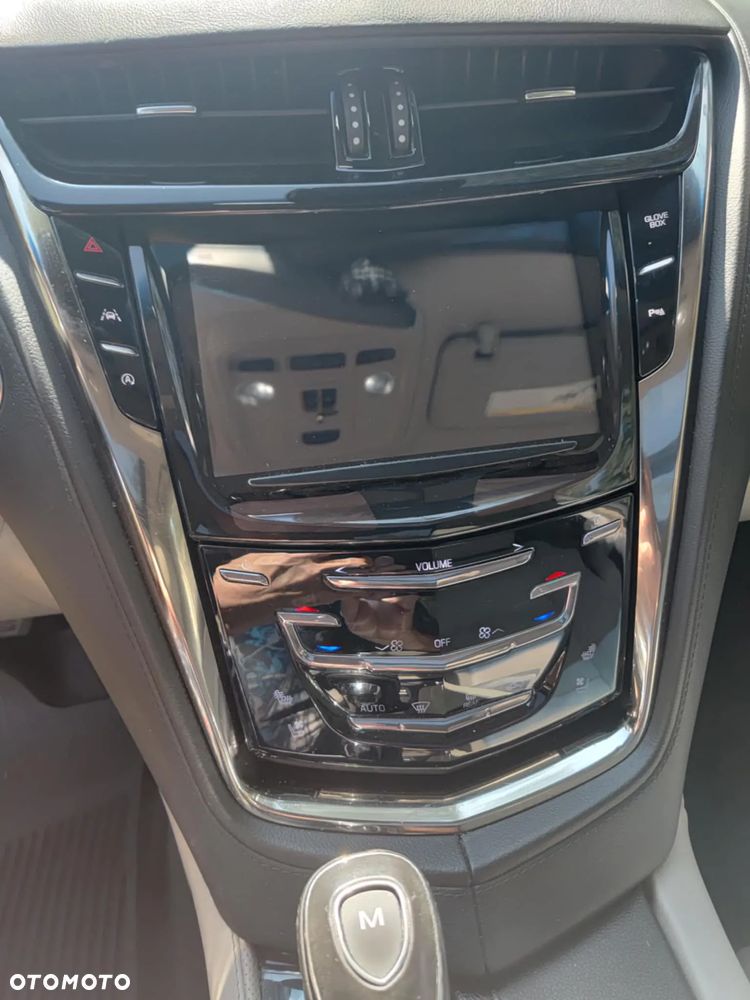 Cadillac CTS 2.0T AWD AT8 Luxury - 11