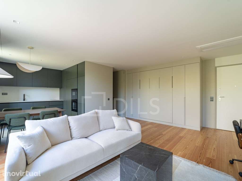 Studio novo, mobilado em condomínio com jardim privado - Grande imagem: 3/33