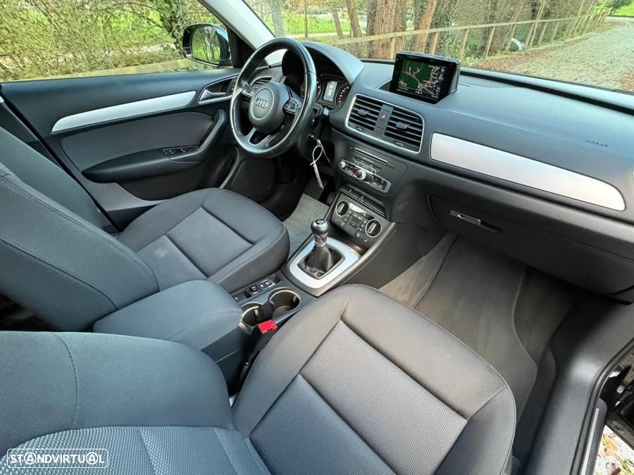 Audi Q3 1.4 TFSI CoD Sport - 38